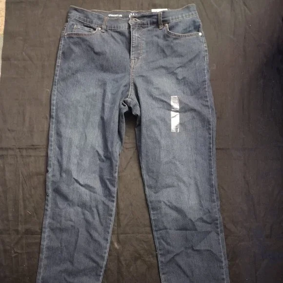 NWT Style & Co Straight Leg Jeans Size 16 - Picture 1 of 5
